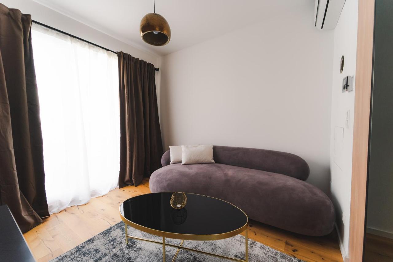 וינה Triangle City Apartment II מראה חיצוני תמונה